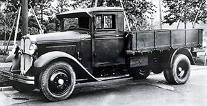 Основа производства 30 - 40-ч годов - бензиновый грузовик Isuzu TX40. Isuzu TX40